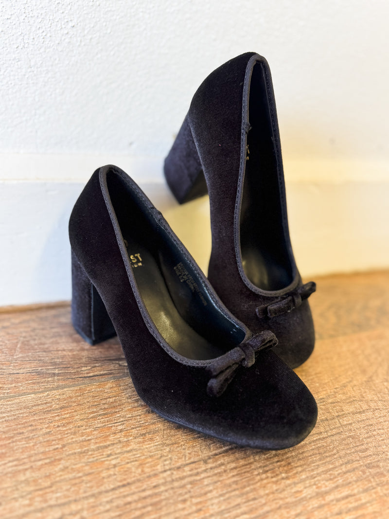 Madeline Black Velvet Pump Heels