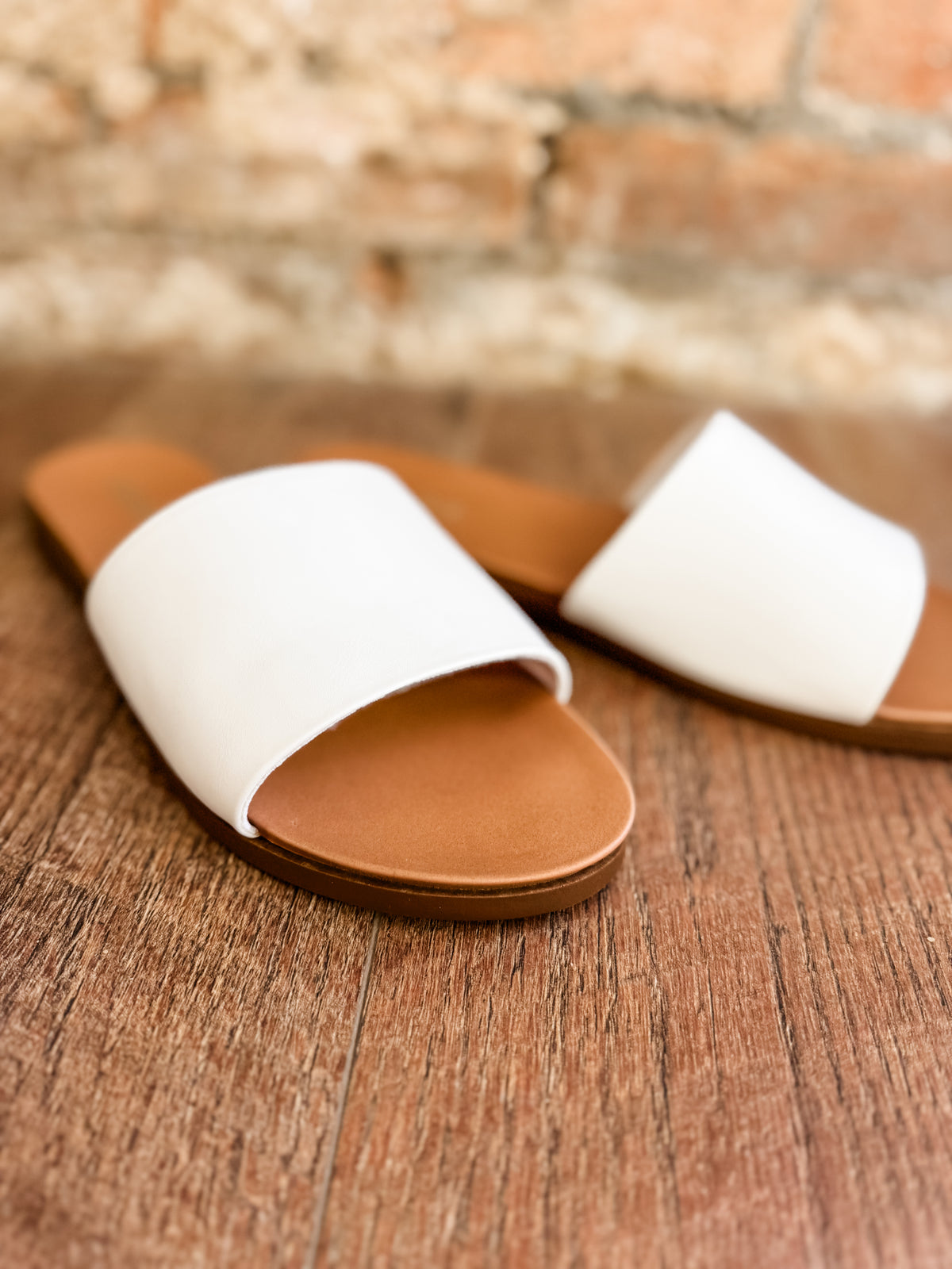 Board White Sandal