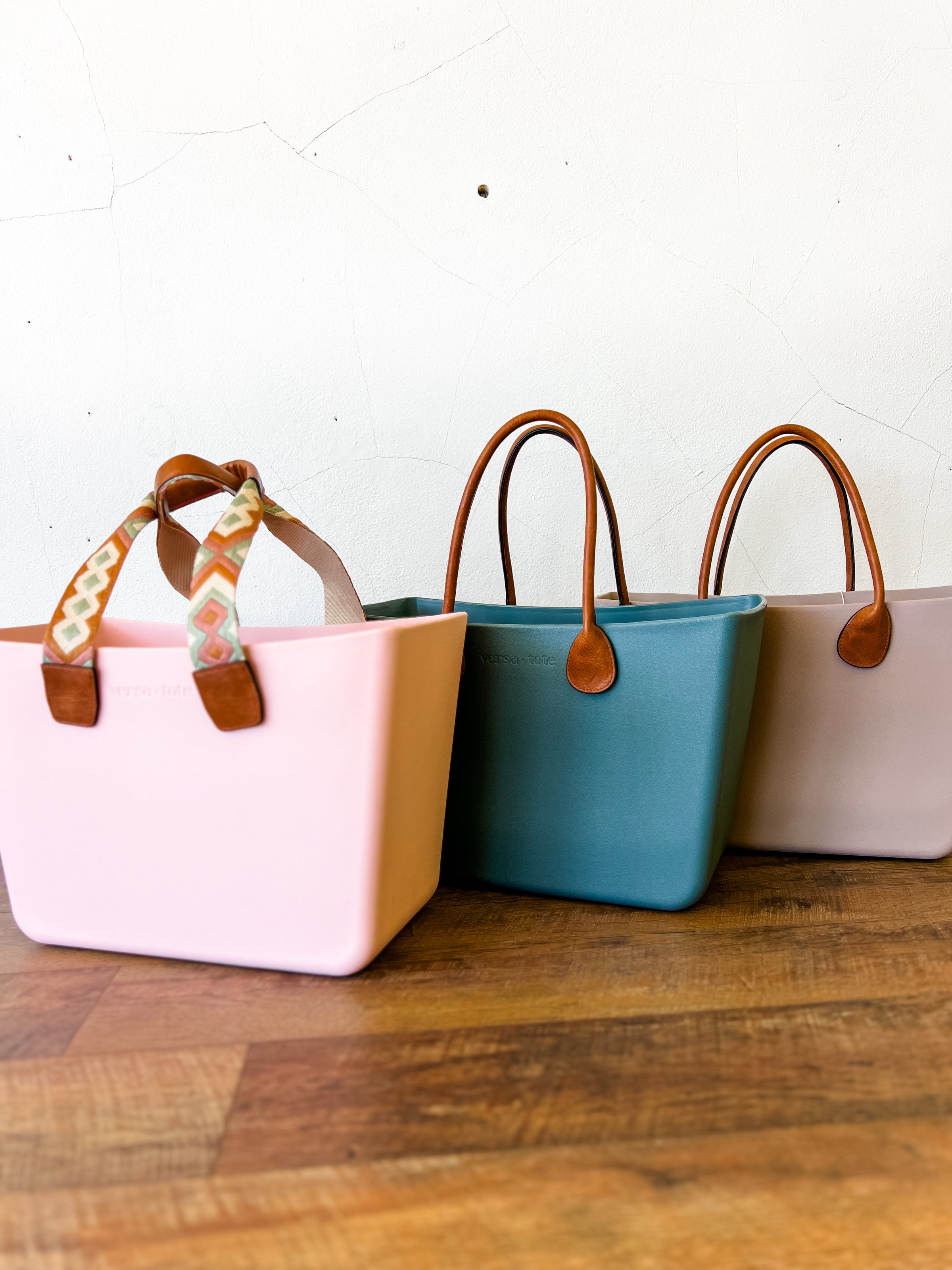 Versa Tote Interchangeable Straps abeccagrace