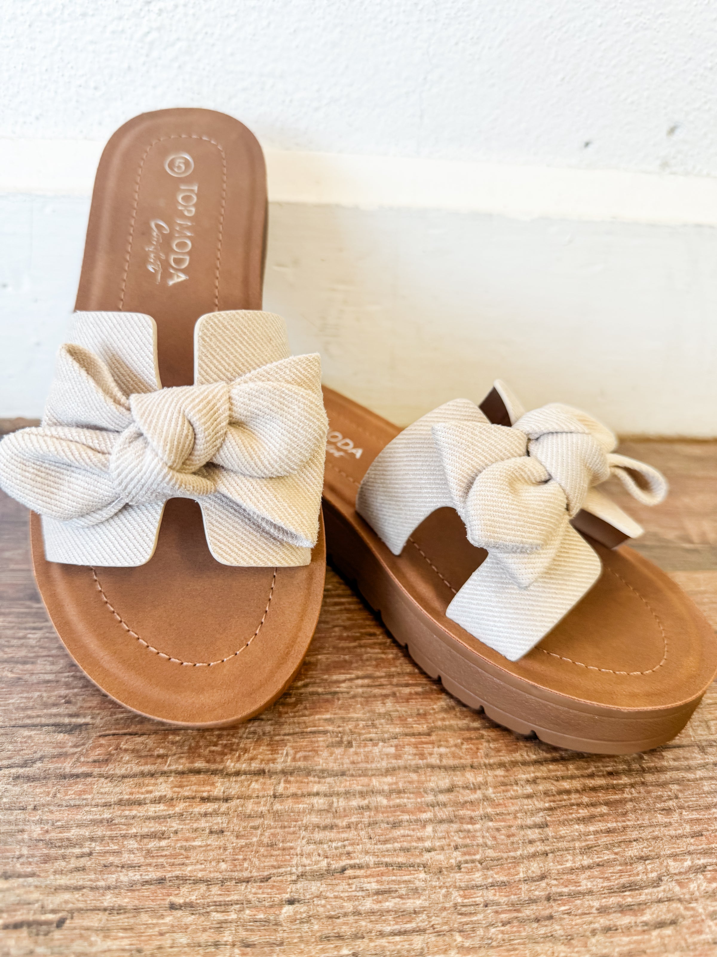 Sandie Bow Sandal