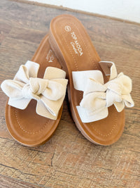 Sandie Bow Sandal