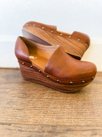 Yellowbox Tan Bidelia Wedge Clog