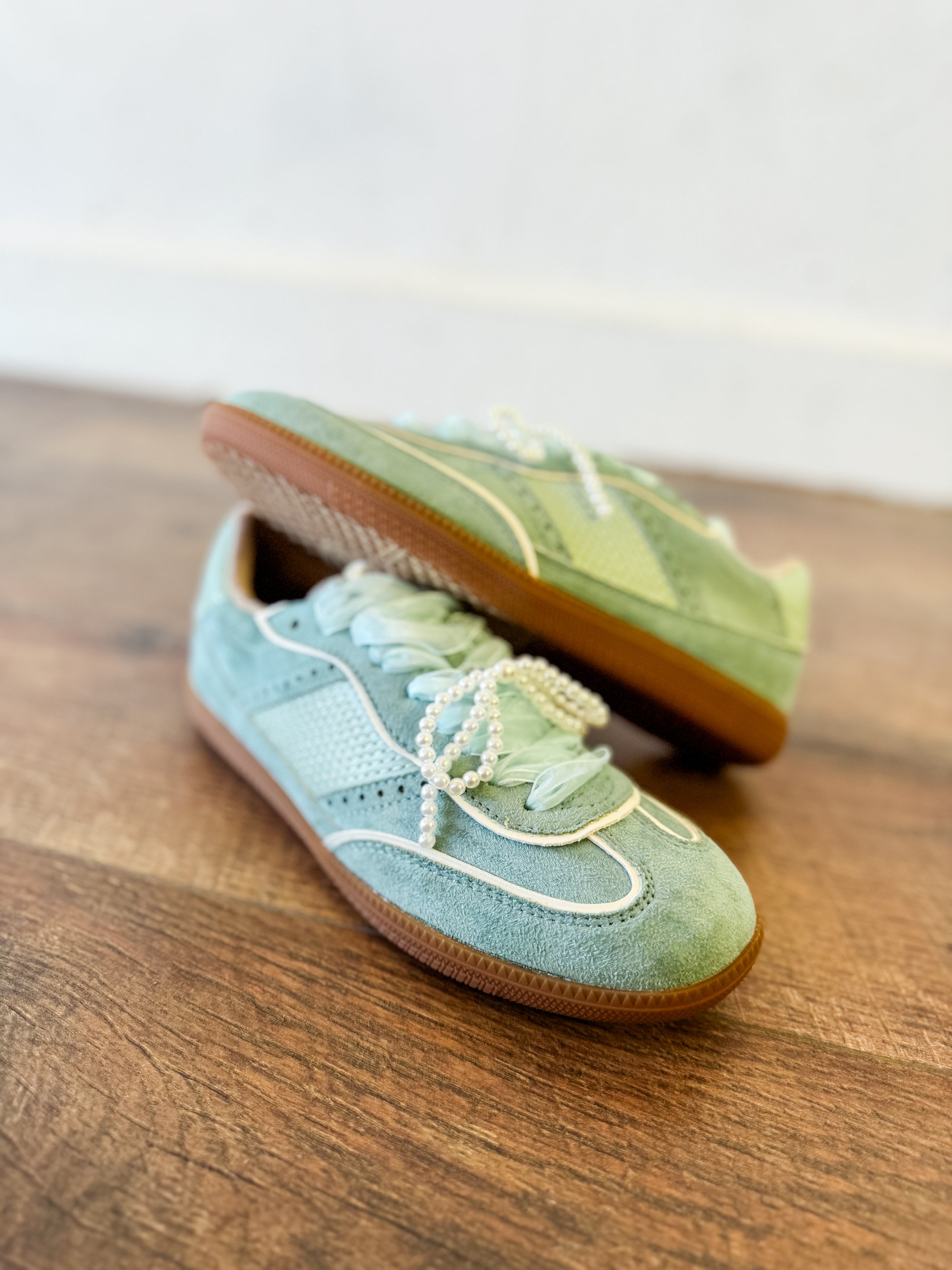 Shu Shop Londyn Sneaker
