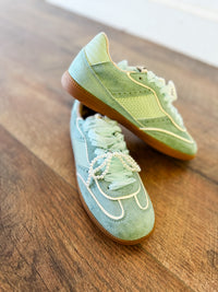 Shu Shop Londyn Sneaker