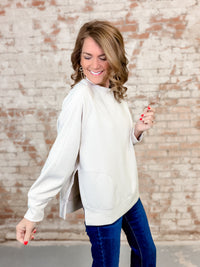 Elowyn Round Neck Pullover
