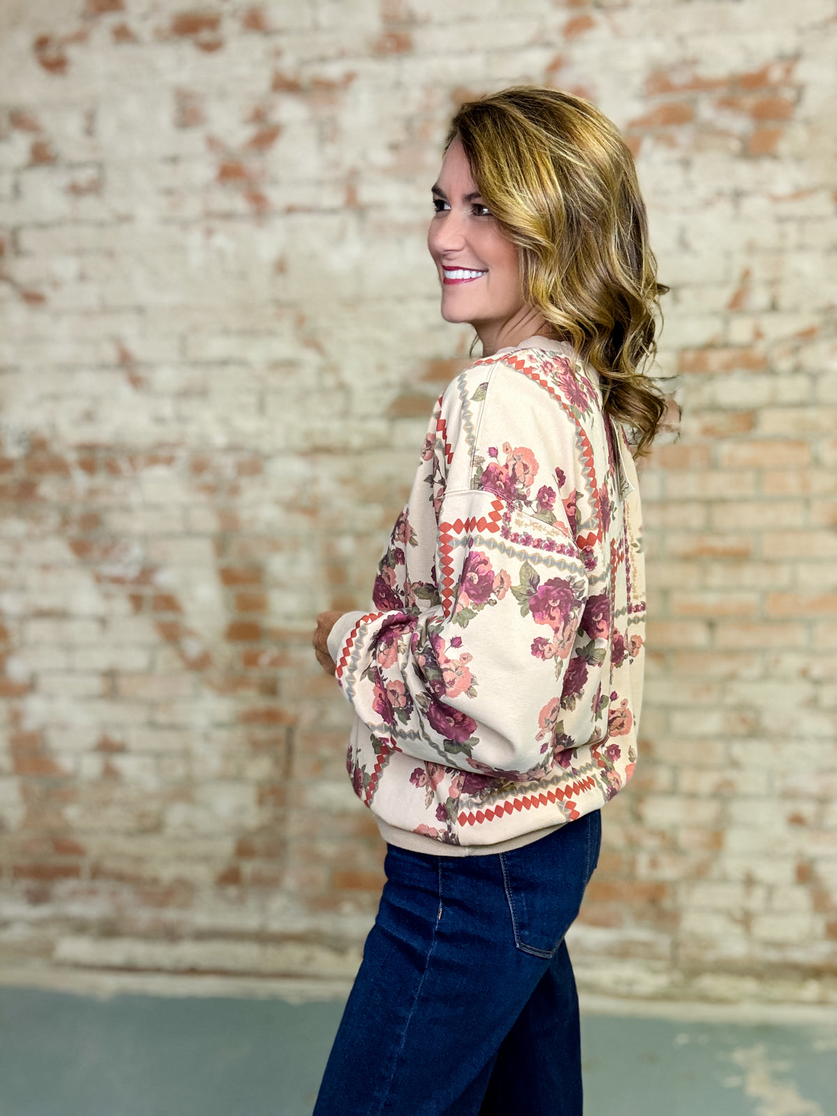 Erika Floral Pullover Top