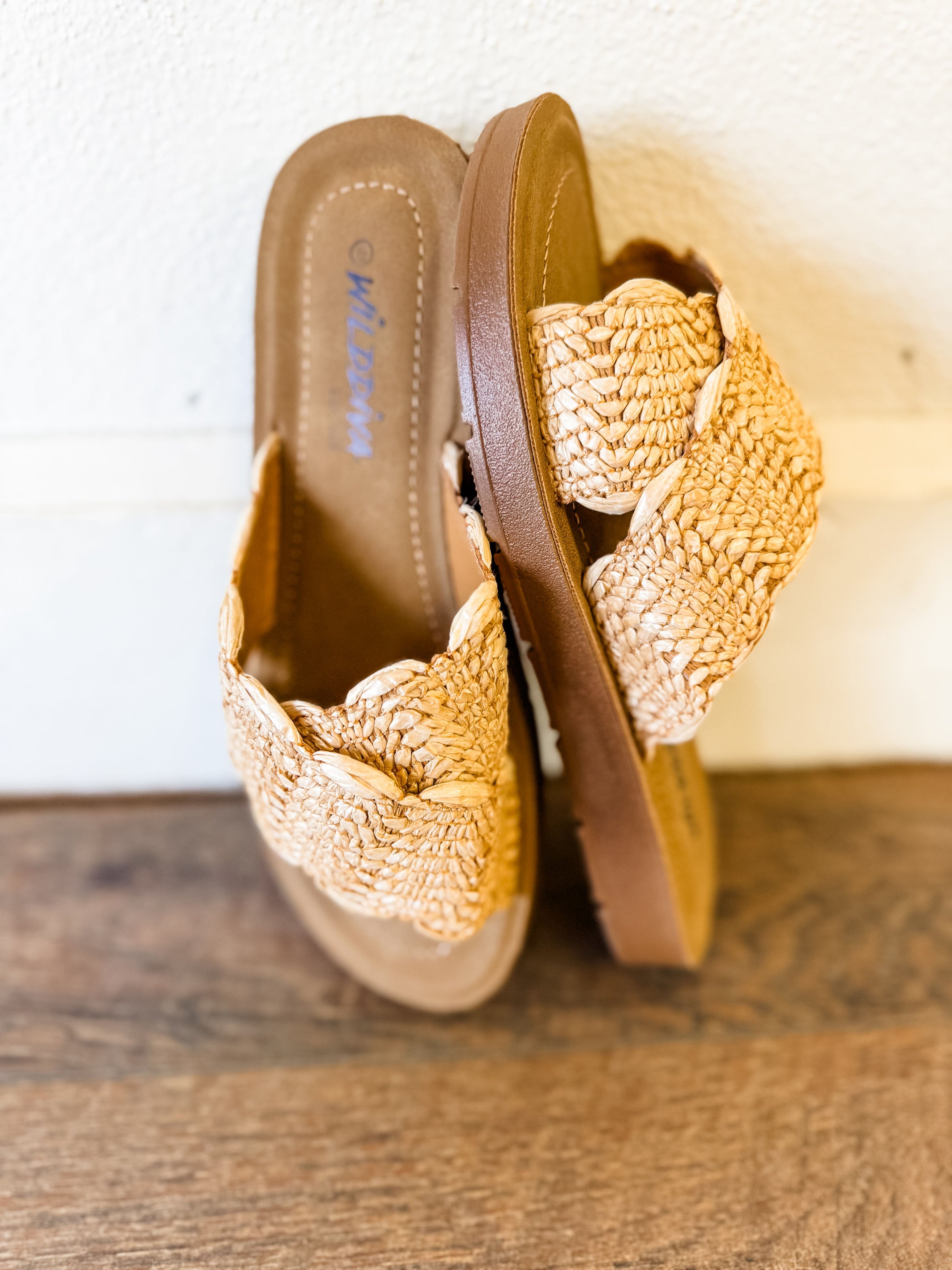 Kylie Scallop Crisscross Sandal