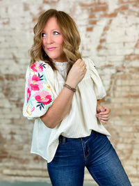 Susy Embroidered Sleeve Top