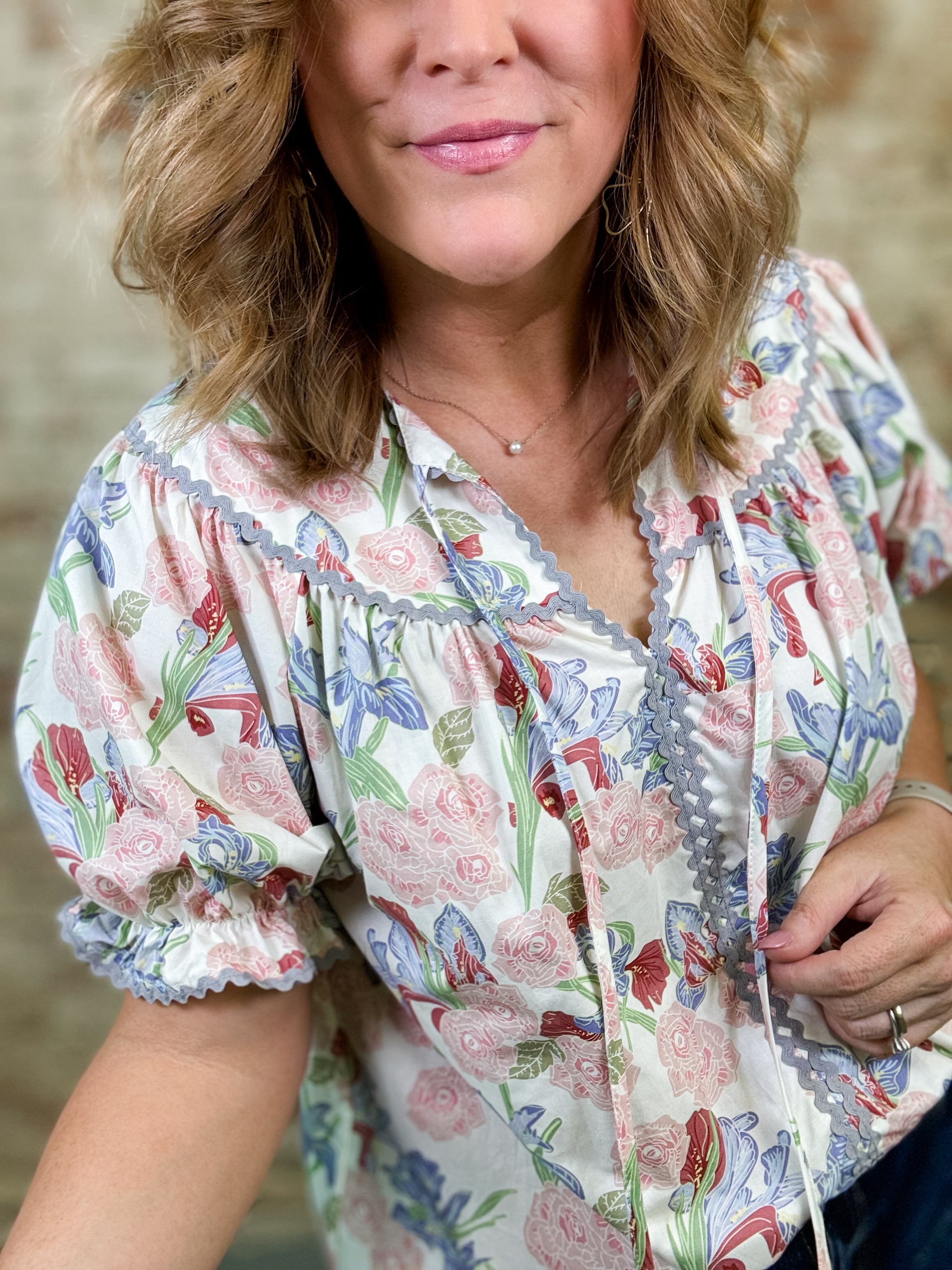 Brandy Floral Wavy Trim Top