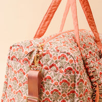 Everbloom Quilted On The Go Bag