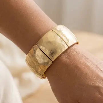Stetson Hammered Plate Bracelet
