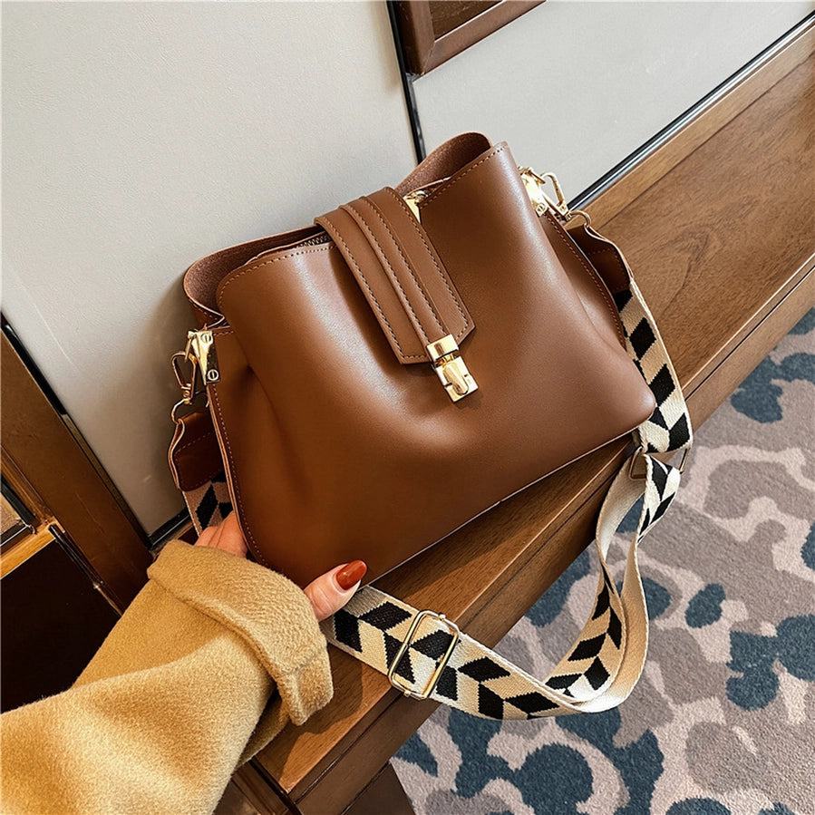 Joey Retro Shoulder Bag