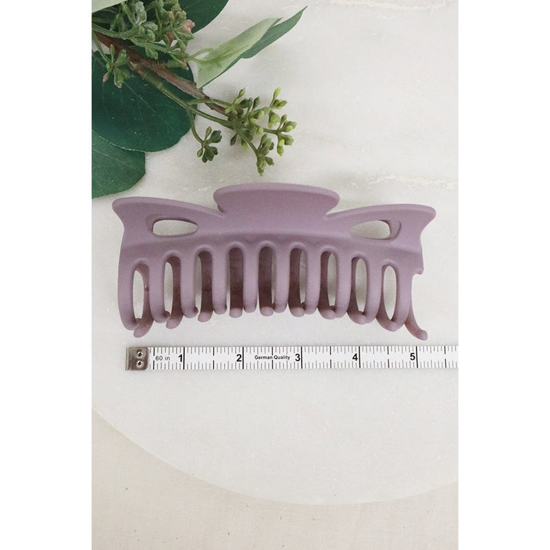 Matte Jumbo Hair Claw