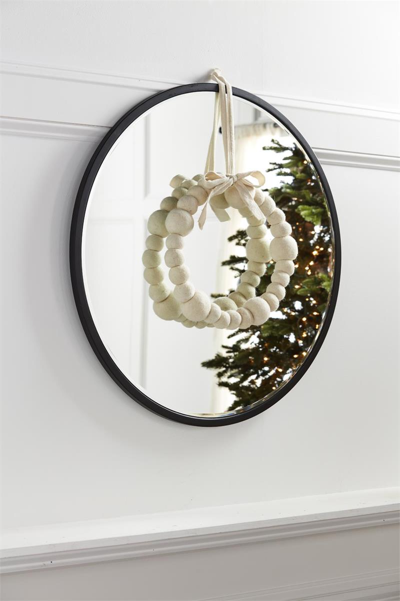 Mud Pie Pom Wreath