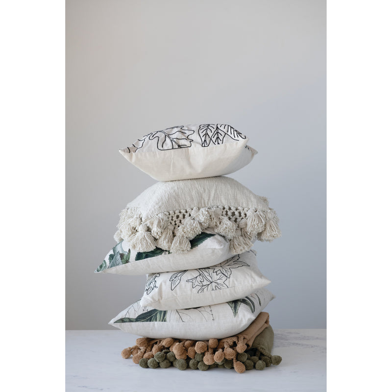 Slub Pillow with Crochet and Tassels
