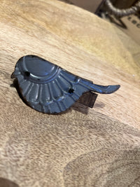 Embossed Metal Bird Clip